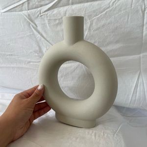 Circular Vase